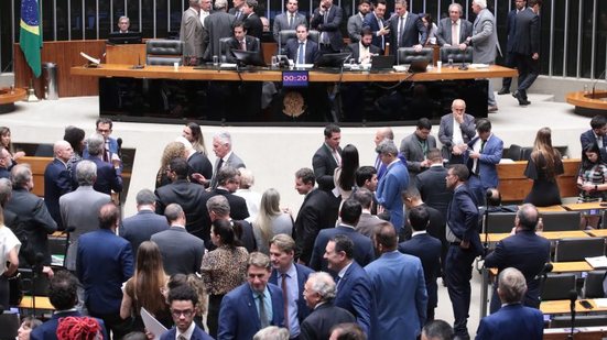 O texto recupera pontos contestados pelo governo federal, como a retirada de verbas da PF - Bruno Spada/Câmara dos Deputados