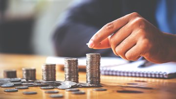 E a análise vale tanto para ativos com taxas de juros nominais quanto juros reais - Envato