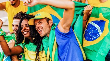 As comparações foram feitas com buscas realizadas no Kayak para viagens de 10 de junho a 20 de julho de 2026 - Envato