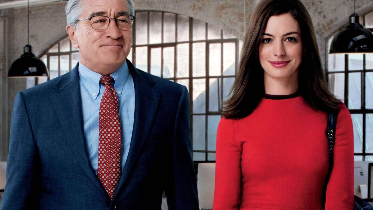 Cartaz do filme "Um Senhor Estagiário", de 2015, que abriu o debate sobre diversidade geracional - Reprodução