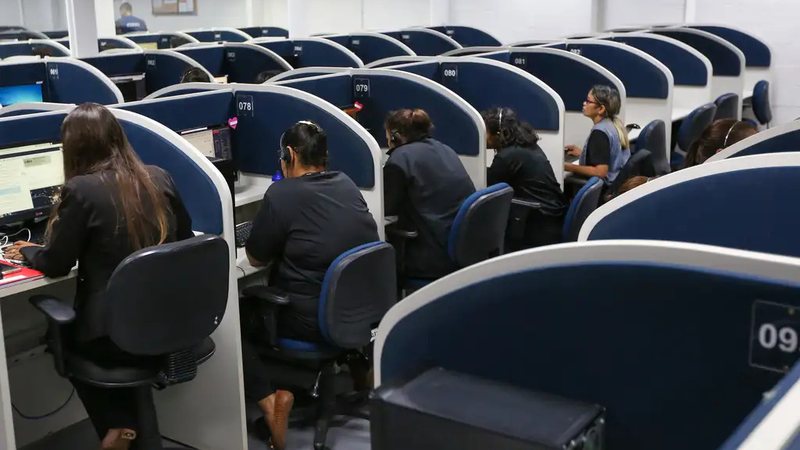 O sistema deve operar por meio de múltiplos meios, garantindo gratuidade, funcionamento 24 horas por dia e acessibilidade - Fabio Rodrigues-Pozzebom/Agência Brasil