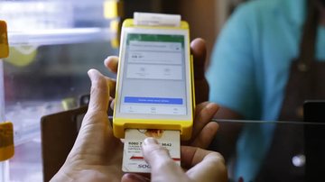 Empresas questionam limitações às taxas aplicadas pelas operadoras - Divulgação/Agência Brasil