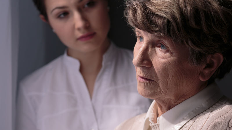 Os números mostram que 4 em cada 10 brasileiros conhecem alguém que possui Alzheimer - Adobe Stock