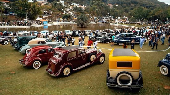 O tradicional  encontro brasileiro de autos antigos de Águas de Lindóia homenageia os 50 anos do automóvel Concorde - Divulgação/EBAA