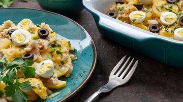 Bacalhau tem lugar de destaque em ocasiões festivas no Brasil - Adobe Stock
