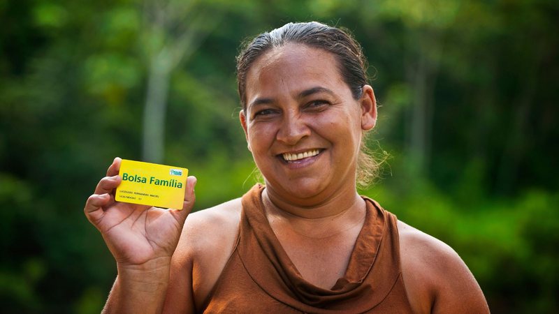 Bolsa Família de março começou a ser pago no dia 18 e segue até dia 31 - Sergio Amaral/MDS