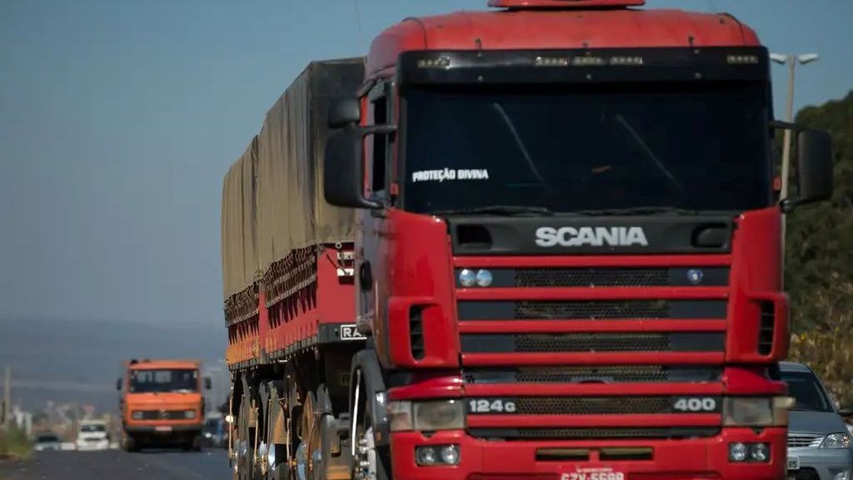 Texto prevê multas de até R$ 10 milhões por descumprimento - Marcelo Camargo/Agência Brasil