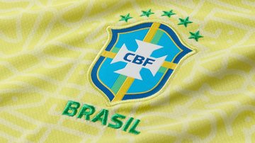 O novo uniforme conta com a nova tecnologia "Aerofit", que permitiu incorporar um design dentro da malha do material - Divulgação - NIke