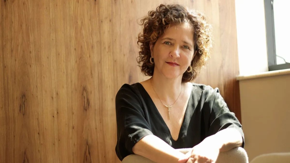 Carla Madeira foi a autora mais lida do Brasil em 2023 - Cris Cortez/Divulgação