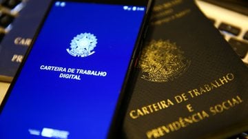 Os modelos de trabalho variam entre presencial, híbrido e remoto - Marcelo Camargo/Agência Brasil
