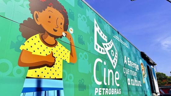 Cinema itinerante tem sala climatizada - Divulgação / Cepar