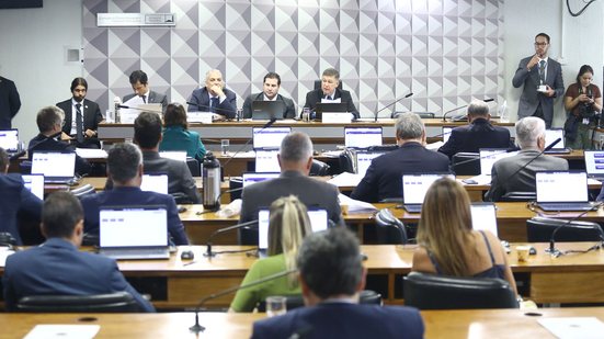 Galípolo e Campos Neto não são obrigados a comparecer à CPMI do INSS - Vinicius Loures/Câmara dos Deputados