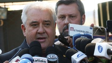 O relator da proposta, deputado Augusto Coutinho, alega que piso de R$ 10 pode inviabilizar o serviço na ponta - José Cruz/Agência Brasil