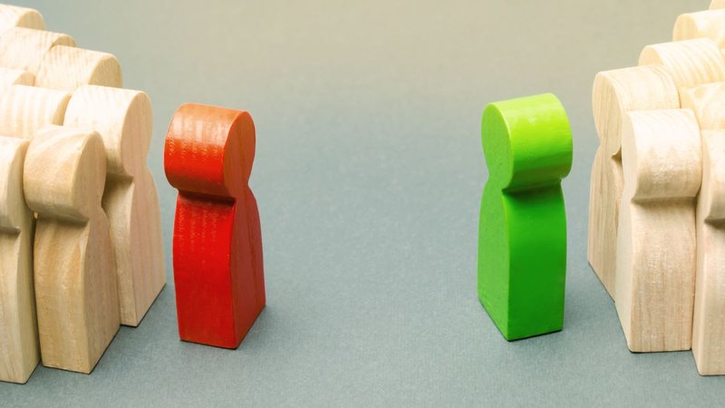 Ambos, contudo, têm os maiores índices de rejeição. O petista é rejeitado por 46% dos entrevistados, enquanto o candidato do PL tem 5% de rejeição - Adobe Stock