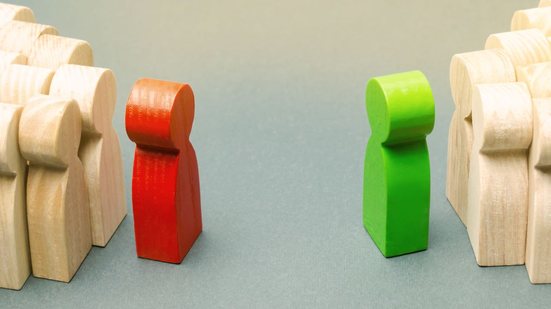 Ambos, contudo, têm os maiores índices de rejeição. O petista é rejeitado por 46% dos entrevistados, enquanto o candidato do PL tem 5% de rejeição - Adobe Stock