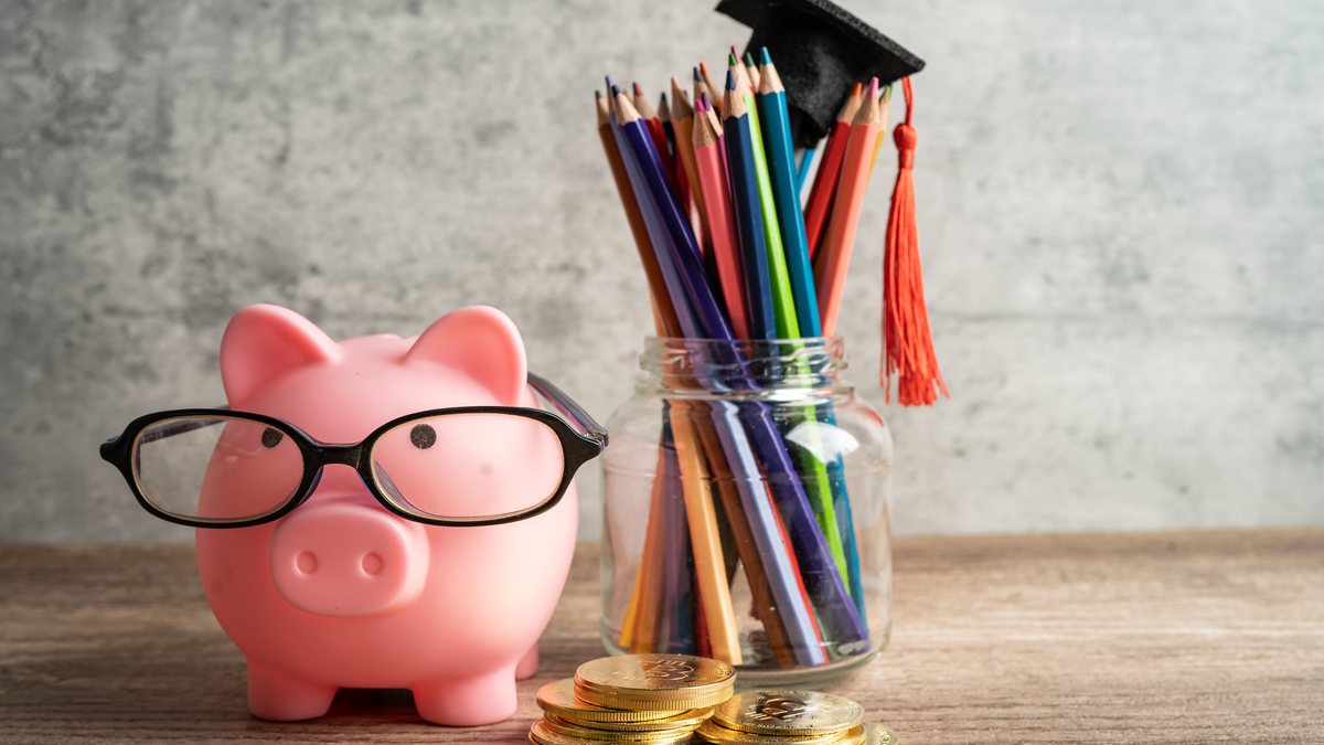 Ter claro a sua margem disponível para consumo é fundamental para não cair no endividamento desnecessário - Envato