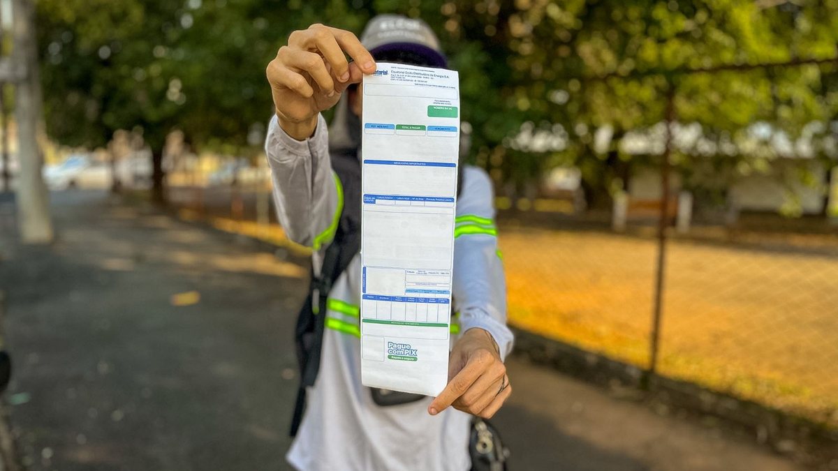 A nova conta tem predominância das cores azul e verde, digital e impressa - Divulgação Equatorial Goiás