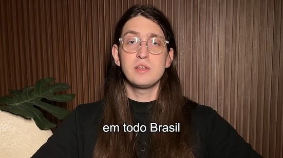 O pronunciamento foi feito em seu canal do YouTube:  'acredito que vai ter muito mais bônus do que ônus' - Reprodução - YouTube