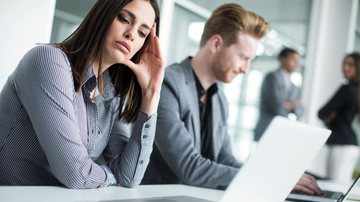 Mulheres disseram à pesquisa que a maioria dos homens acha que já existe igualdade de gênero no trabalho - Envato