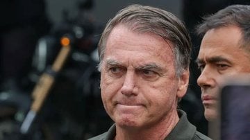 Bolsonaro se queixa de “dores recorrentes e intermitentes” no local e precisa fazer uso diário de medicação analgésica - Fabio Rodrigues-Pozzebom/Agência Brasil