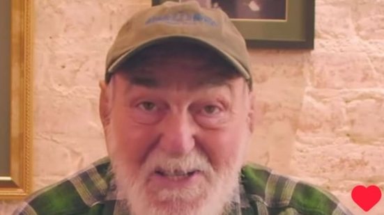 Lima Duarte completa 96 e afirma que envelhecer com lucidez é um privilégio