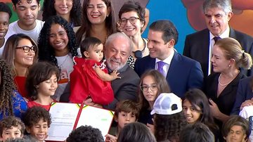 Os decretos detalham os mecanismos tecnológicos que passam a ser proibidos para crianças e adolescentes - Reprodução/CanalGov