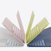 O portátil será vendido nas cores prateado, blush (rosa), amarelo-cítrico e índigo (azul) - Divulgação / Apple
