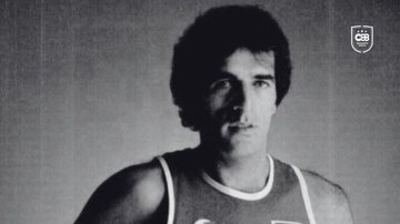O pivô se tornou o primeiro brasileiro escolhido no Draft da NBA, em 1976 - Reprodução/Site cbb.com.br