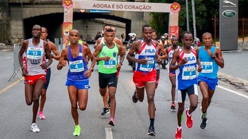 Corredores na Meia Maratona de São Paulo - Fotos Públicas
