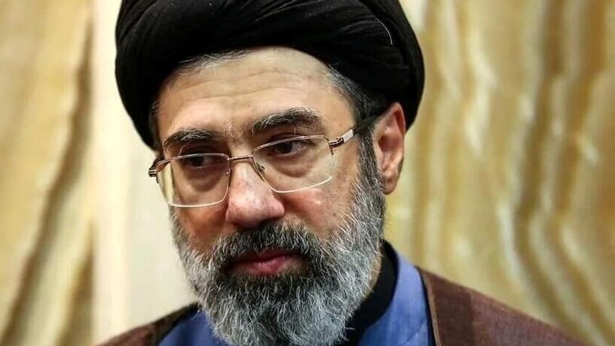 Mojtaba Khamenei afirmou que Ormuz deve continuar como instrumento de pressão - RS/Fotos