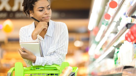 Mulheres conquistam influência cada vez maior nas decisões de consumo, aponta Fecomercio-SP - Envato