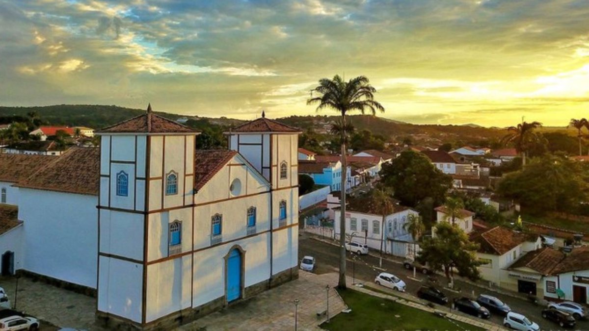 Pirenópolis, em Goiás, é uma opção de cidade histórica e cultural para o feriado - Governo de Goiás