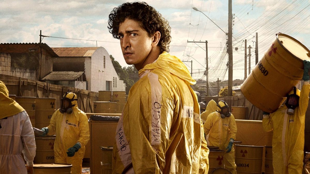 Johnny Massaro interpreta o protagonista Márcio na minissérie "Emergência Radioativa" (Netflix, 2026) - Divulgação/Emergência Radioativa