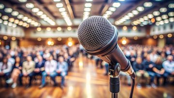 Para ser palestrante, profissional precisa ter autoridade sobre um tema e saber como transmitir o conhecimento - Adobe Stock