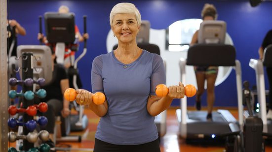 Envelhecer de forma saudável exige manter uma rotina de práticas e atividades físicas - Rovena Rosa/Agência Brasil