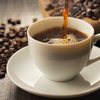 O café puro é a opção mais equilibrada, mas deve ser consumido com moderação - Adobe Stock