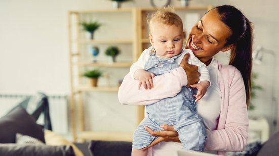 Profissionais assumem o papel de gestoras infantis de alto padrão - Freepik