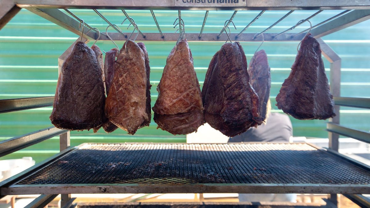 Festival usa a brasa como elemento comum entre diferentes estilos de cozinha - Agência Caminhos/Divulgação