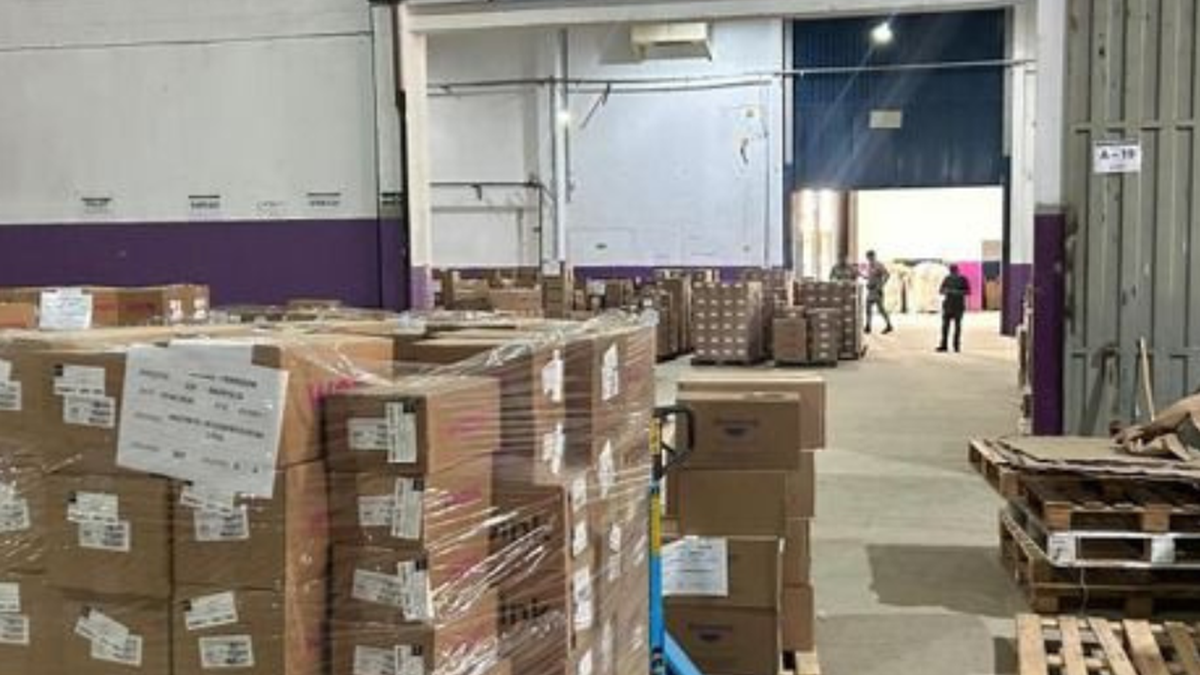 Segundo a Vigilância Sanitária, o espaço estava sujo e com presença de mofo - Prefeitura Municipal de Anápolis