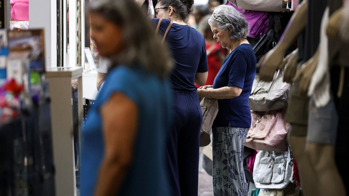 Débitos federais, estaduais ou municipais deverão ser pagos com preferência a idosos - Marcelo Camargo/Agência Brasil
