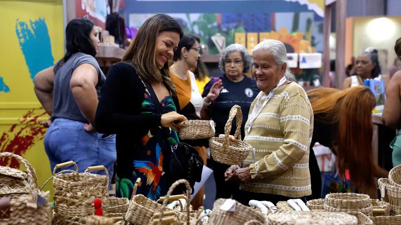 O quarto trimestre de 2025 fechou com 70,9% dos empreendedores mais velhos na informalidade - Tânia Rêgo/Agência Brasil