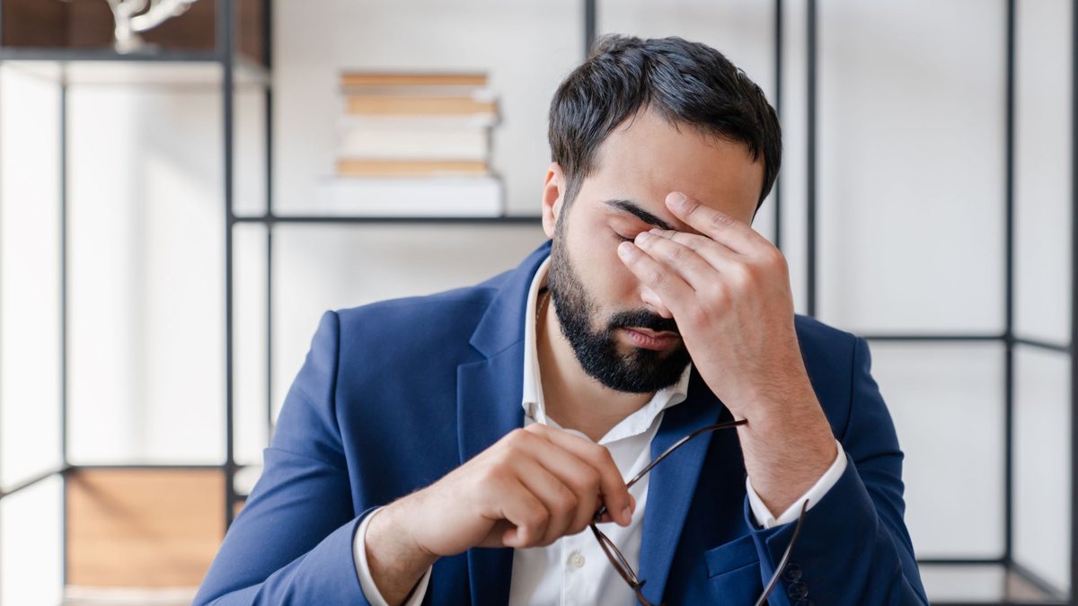 Para não ser excluído a partir de 1ª de janeiro de 2027, é necessário regularizar a totalidade dos débito - Envato