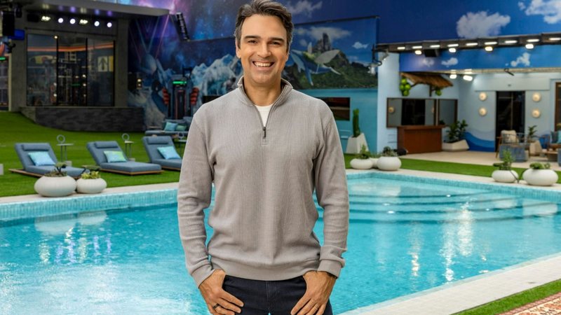 Tadeu Schmidt apresentará a final do BBB 26 direto do gramado da casa - Fábio Rocha/Globo