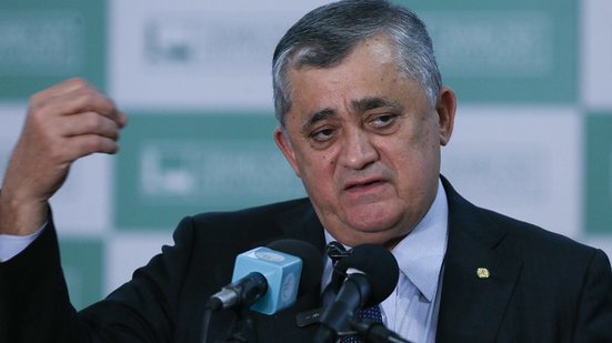 Líder do governo na Câmara, José Guimarães substituirá Gleisi Hoffmann na Secretaria de Relações Institucionais - Lula Marques/Agência Brasil