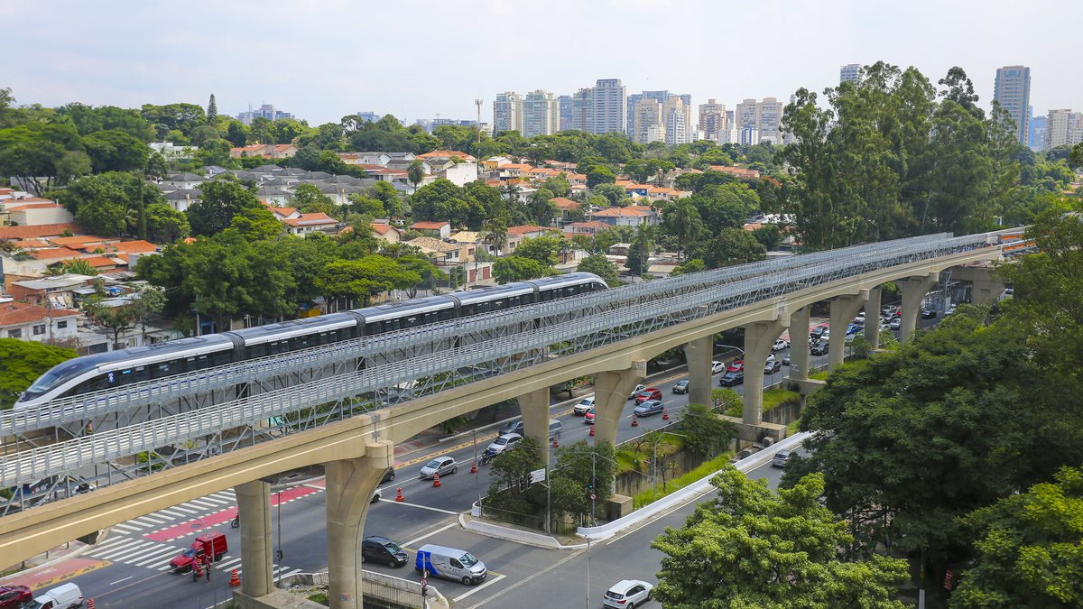 Paralisação ocorreu devido a um problema na alimentação elétrica - Marcelo Camargo/Agência SP