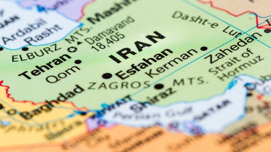 Presidente iraniano, Masoud Pezeshkian, discutiu desdobramentos recentes do conflito com Vladimir Putin, presidente da Rússia - Foto: Reprodução redes sociais