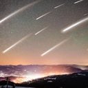 O fenômeno interessa à ciência; cometas guardam material da origem do Sistema Solar - Envato