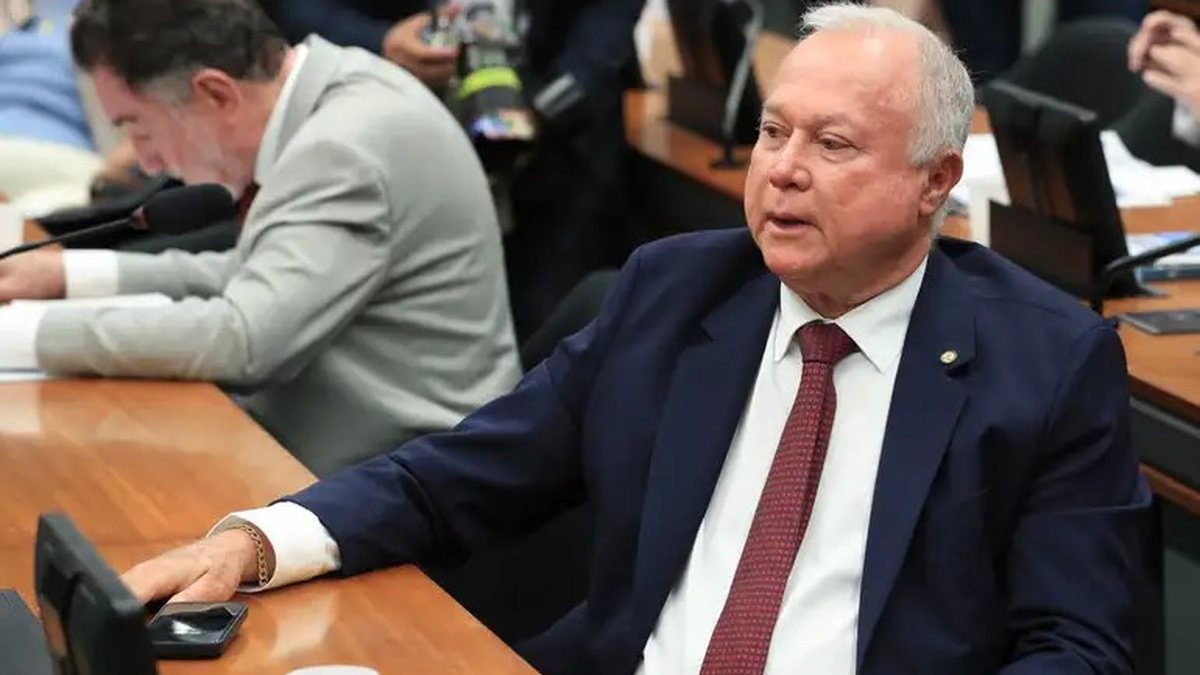 O relator, Paulo Azi (União Brasil-BA), considera que as propostas não ferem princípios constitucionais - Lula Marques/Agência Brasi