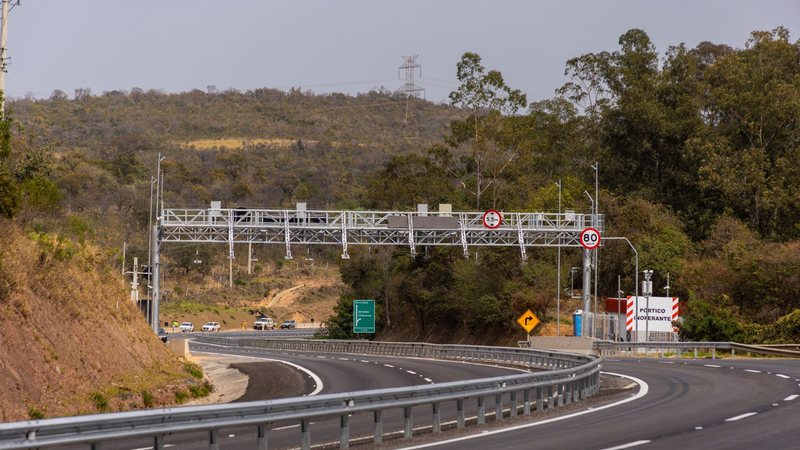 Projeto também determina a suspensão e o cancelamento de multas já aplicadas - Agência SP/Divulgação