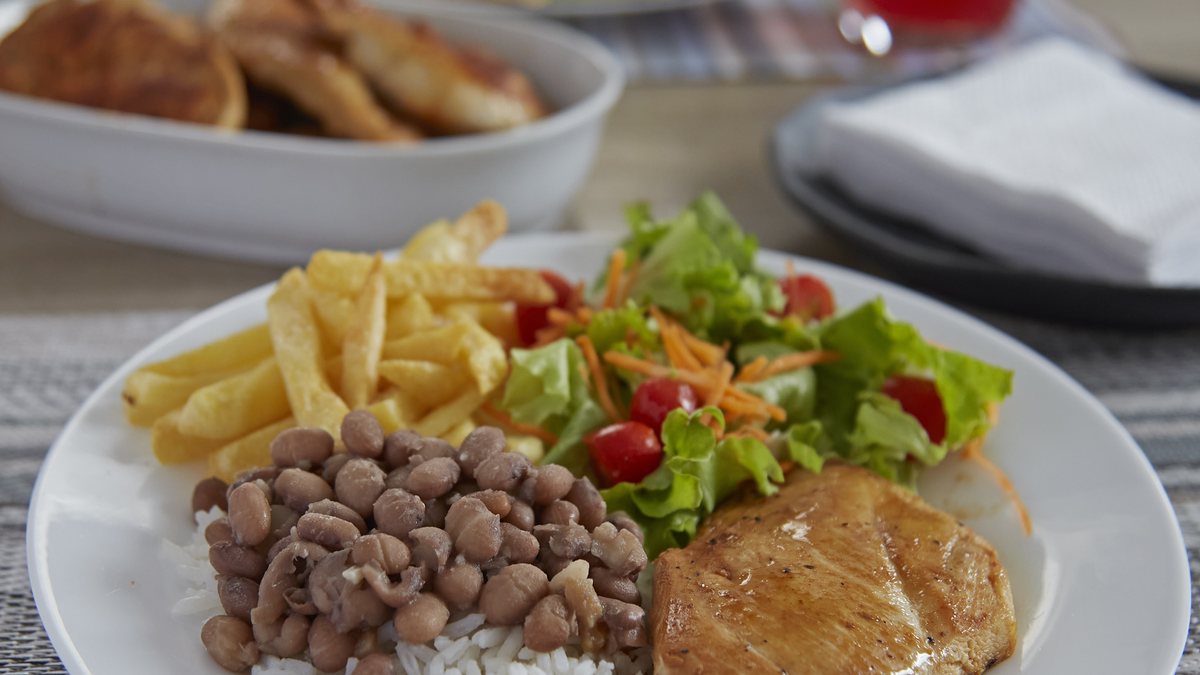 Pesquisa aponta preços acima da inflação no acumulado desde 2020 - Envato